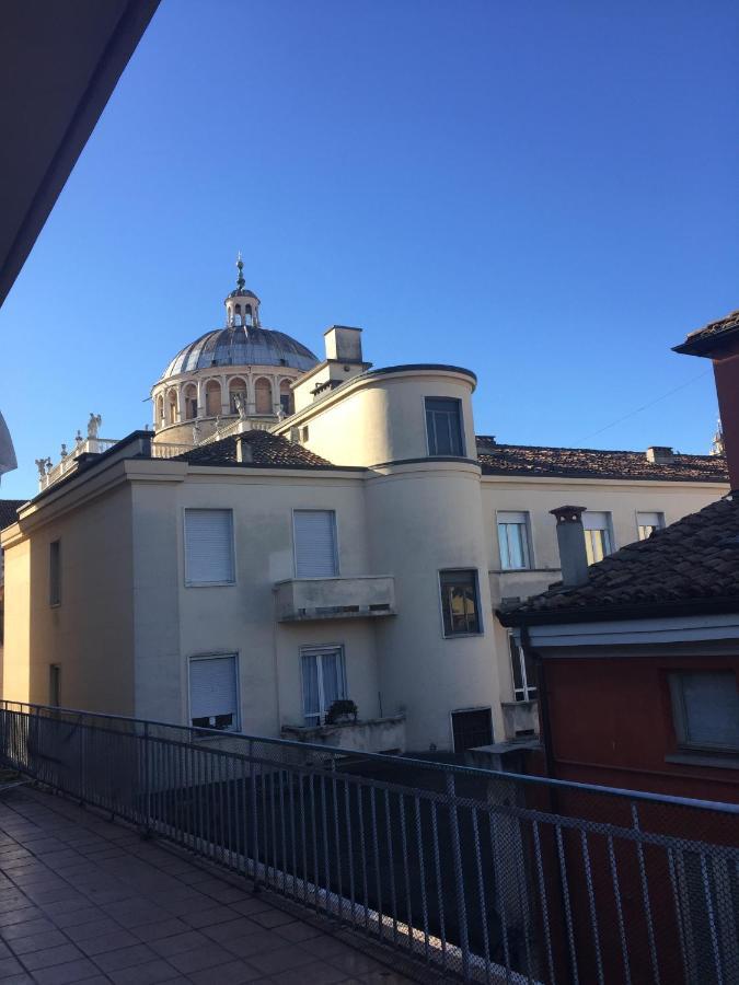 Terrazza Zaccagni Apartamento Parma Exterior foto
