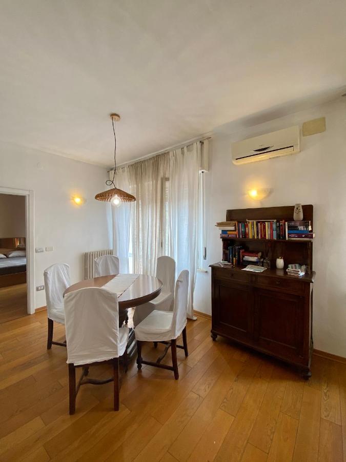 Terrazza Zaccagni Apartamento Parma Exterior foto